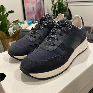 GEOX D Bulmiya A suede&textile sneakers. Size 5 US (35 EU). Navy color.